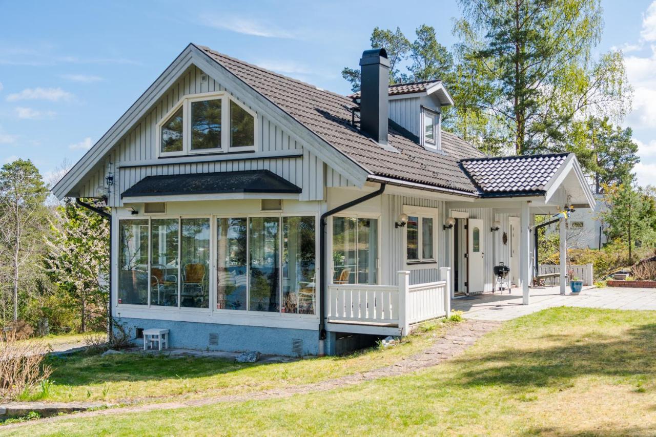 Elegant With Stunning Sea View And Garden Appartement Stockholm